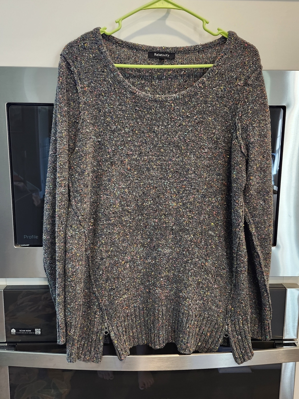Relativity Oversized Multicolor Fleck Gray Crewneck Sweater